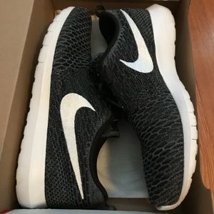 Nike Flyknit Rosherun